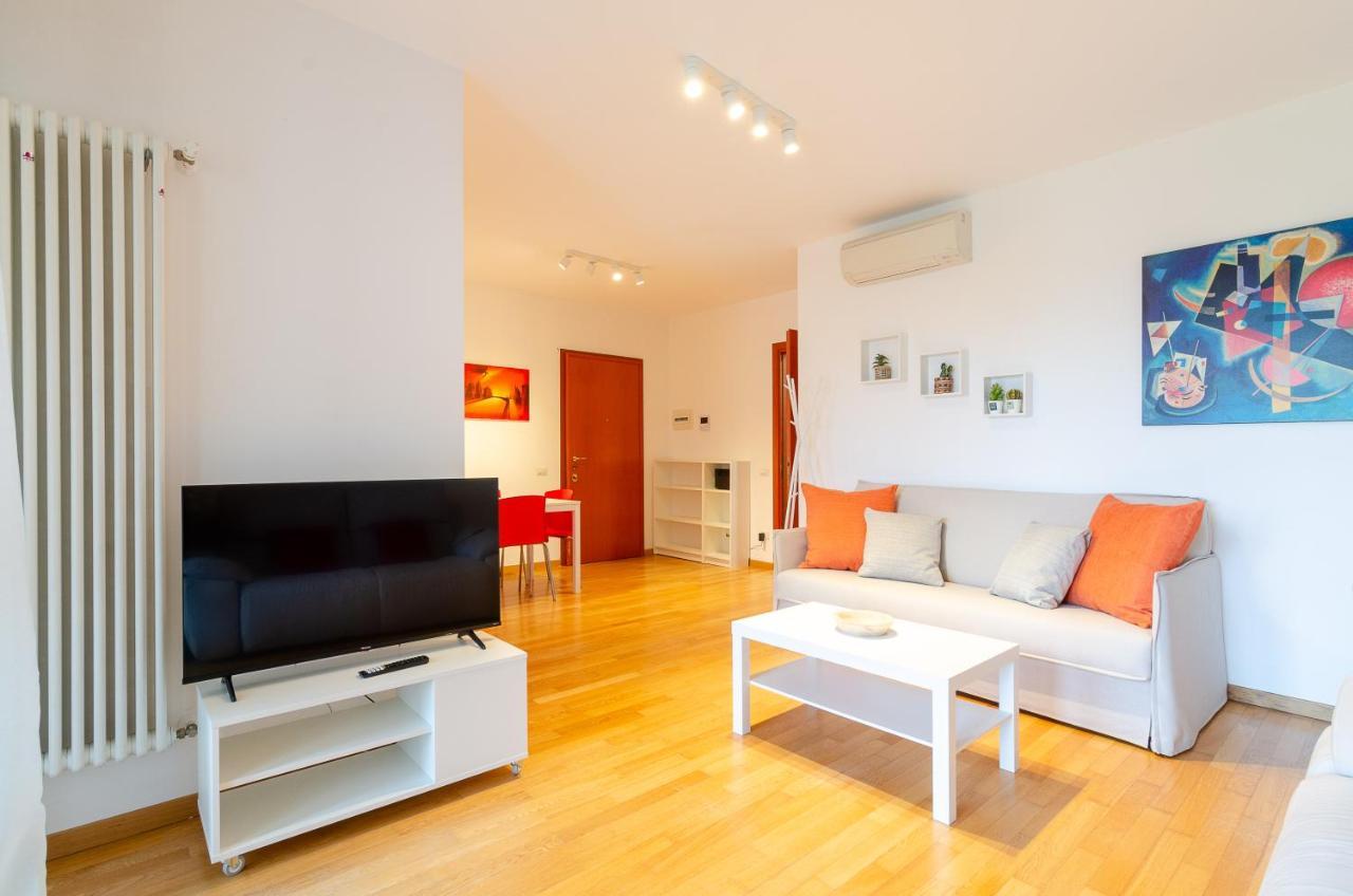 Park View Apartment - Milano Navigli エクステリア 写真
