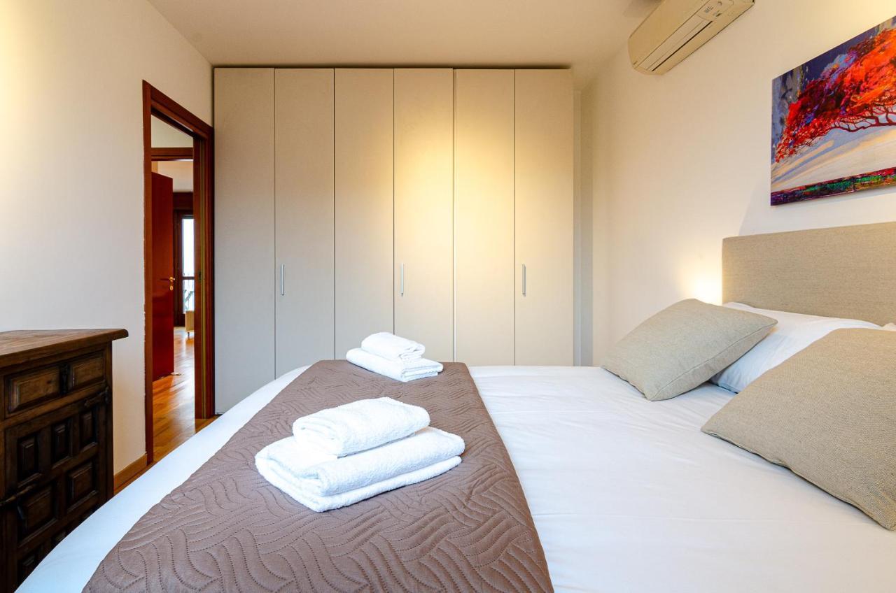 Park View Apartment - Milano Navigli エクステリア 写真
